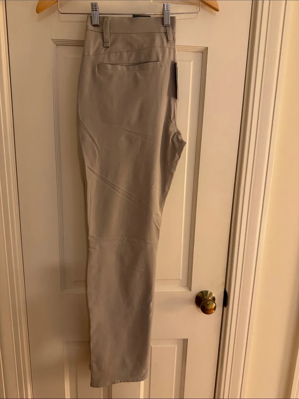 32x30 Genteal Trailhead Pant in Khaki